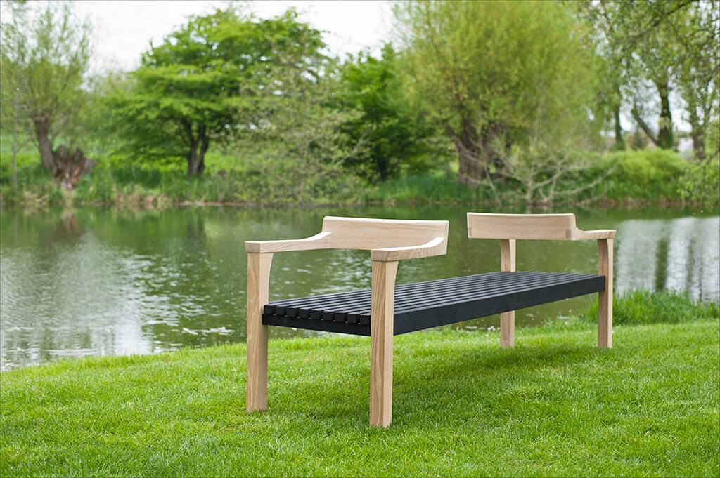 Bespoke Outdoor Benches for Gardens & Public Spaces: 7 of the Best - Simon Thomas Pirie